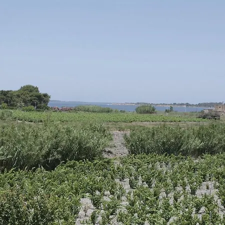 בית נופש Salinara *